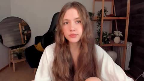 Snapshot of velvet_cherry chatting on October 19, 2025, 3:23 pm velvet_cherry online show from October 19, 2025, 3:23 pm