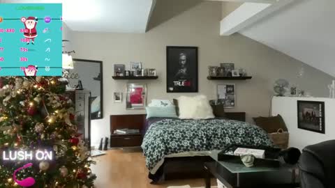VelvetBarbie online show from December 12, 2024, 6:10 pm