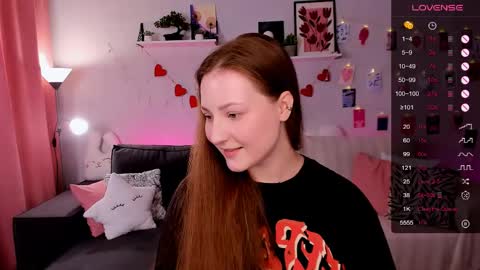 Mia online show from April 17, 2026, 9:01 am