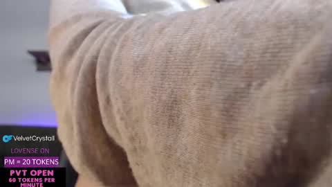  Crystal         PVT OPEN online show from October 11, 2025, 6:34 am