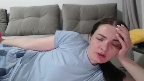 velvetmoon123 online show from April 9, 2026, 6:24 pm