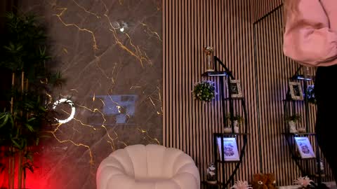 Velvet online show from April 5, 2026, 3:26 am