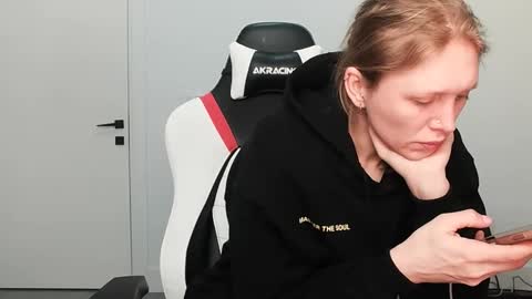 VelvetTGirl online show from February 6, 2026, 2:31 pm