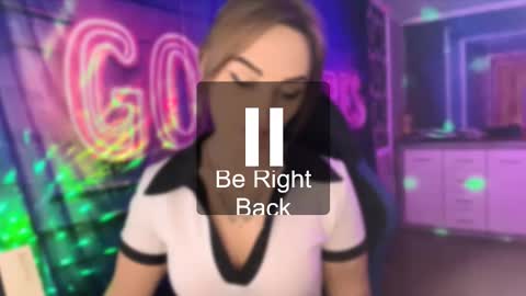 Snapshot of velvettouch4444 chatting on February 21, 2026, 10:44 pm MERYEM online show from February 21, 2026, 10:44 pm