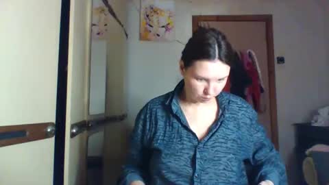 vendi rassell8855 online show from February 27, 2026, 4:18 pm