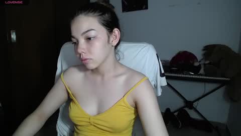 Venelope 3 online show from March 11, 2025, 2:10 am