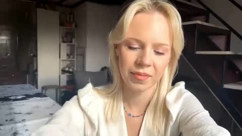 Lisa online show from October 24, 2025, 10:55 am