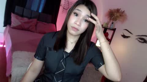 veniceseduction online show from September 18, 2025, 6:04 am