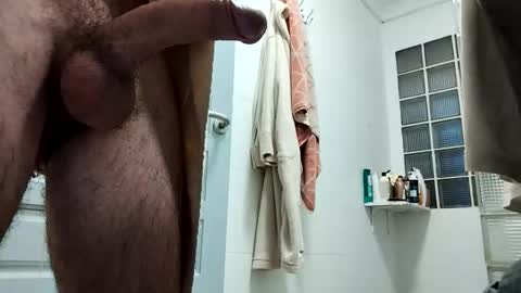 venosade40 online show from October 16, 2025, 8:10 pm