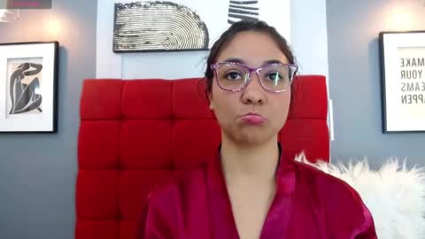 Snapshot of venus_0110 chatting on January 24, 2025, 9:47 pm Venus Veracruz online show from January 24, 2025, 9:47 pm