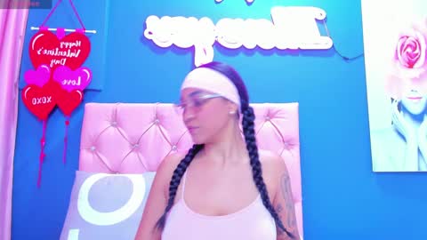 Snapshot of venus_0110 chatting on February 20, 2025, 8:25 pm Venus Veracruz online show from February 20, 2025, 8:25 pm