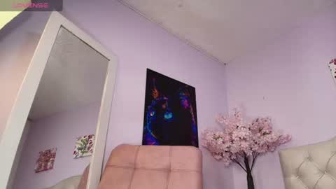 Snapshot of venus_26_ chatting on July 6, 2026, 8:22 pm eva online show from July 6, 2026, 8:22 pm