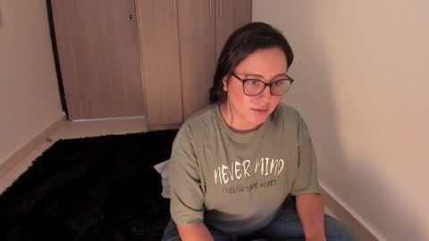 Venus online show from October 4, 2025, 8:40 pm