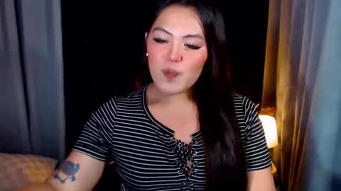 Snapshot of venus_colly chatting on June 1, 2026, 2:13 am I am Colly Your mystery girl online show from June 1, 2026, 2:13 am