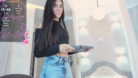 Snapshot of venus_flame chatting on February 12, 2025, 12:01 pm VENUS online show from February 12, 2025, 12:01 pm