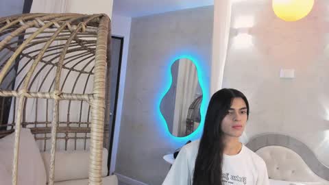 Snapshot of venus_flame chatting on February 18, 2025, 11:44 am VENUS online show from February 18, 2025, 11:44 am