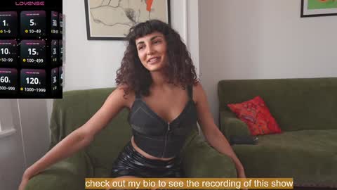 Bella online show from September 18, 2025, 2:19 pm