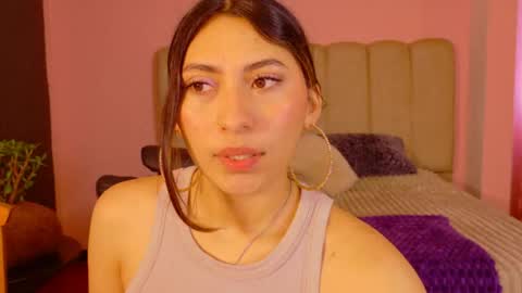 Snapshot of venus_latin_01 chatting on March 20, 2026, 2:33 pm Mary online show from March 20, 2026, 2:33 pm