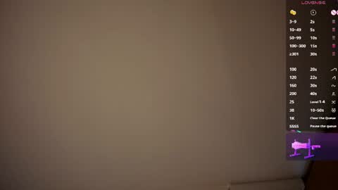 Snapshot of venus_leroy chatting on June 30, 2026, 10:11 pm Venus online show from June 30, 2026, 10:11 pm