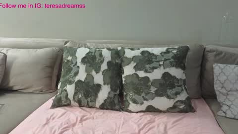 Teresa online show from October 17, 2025, 3:10 am