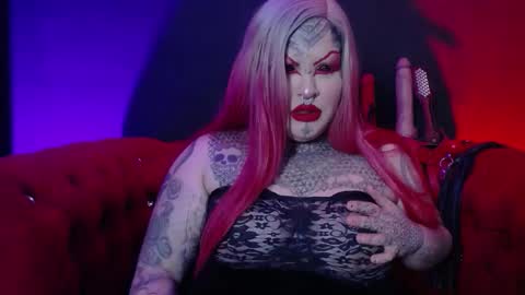 Venus Ink online show from November 6, 2025, 4:13 am