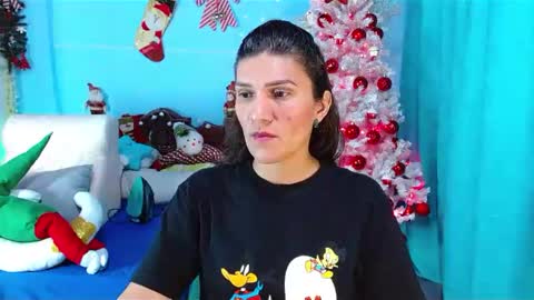 Catalina online show from December 8, 2024, 2:49 am