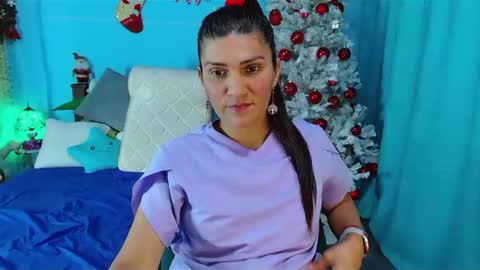 Catalina online show from December 18, 2024, 1:15 am