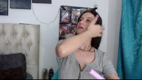 Snapshot of venusandfantashi_gh1 chatting on February 23, 2025, 3:56 am venusHelp me reach 100 like honey online show from February 23, 2025, 3:56 am