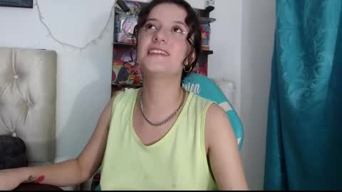 Snapshot of venusandfantashi_gh1 chatting on February 28, 2025, 4:21 am venusHelp me reach 100 like honey online show from February 28, 2025, 4:21 am