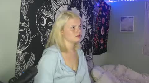 Miss Venus online show from October 7, 2025, 7:11 pm