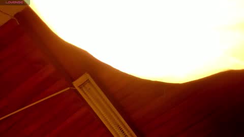 Venus Cooper Everyday From 1400 to 2200 Col Time online show from January 11, 2026, 12:10 pm