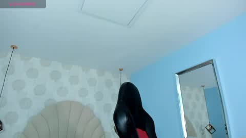 VENUS online show from May 19, 2026, 12:11 pm