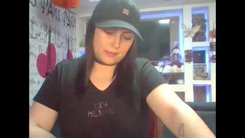 VENUSINA07 online show from October 20, 2025, 6:47 am