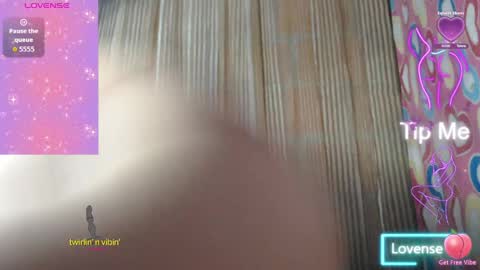 Snapshot of venuslovelatina chatting on April 6, 2026, 4:46 am venuslovelatina online show from April 6, 2026, 4:46 am