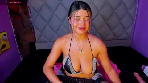 Venusowen  online show from February 27, 2025, 3:59 pm