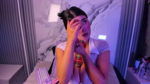 Venusowen  online show from February 20, 2026, 2:06 pm