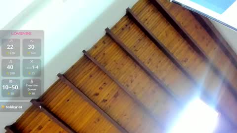 venuss09 online show from September 25, 2025, 5:55 am