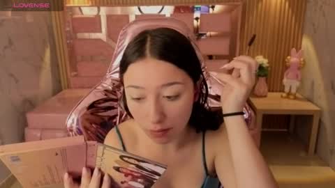 venuss online show from April 9, 2026, 12:54 pm