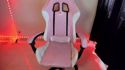 Snapshot of venussx_x chatting on February 18, 2025, 7:41 pm Venus MY BDAY 29 SEPT online show from February 18, 2025, 7:41 pm