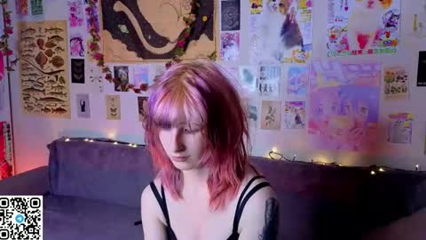 Snapshot of veolatownson chatting on May 18, 2026, 8:03 pm Erica online show from May 18, 2026, 8:03 pm