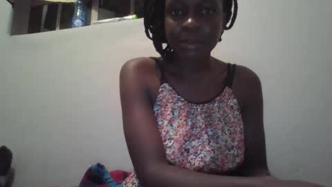 vera_bright online show from February 5, 2025, 10:44 pm