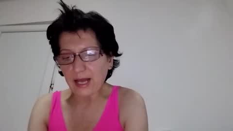 Vera online show from October 21, 2025, 6:52 pm