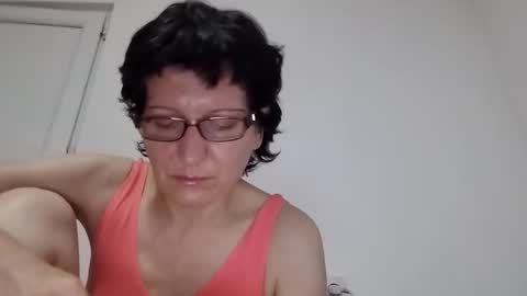 Vera online show from November 7, 2025, 7:47 pm