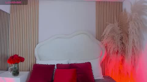 Vera  online show from December 17, 2025, 3:12 am