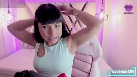 Domelipa  online show from February 24, 2025, 11:54 am