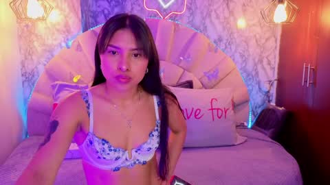 Domelipa  online show from April 12, 2026, 11:37 am