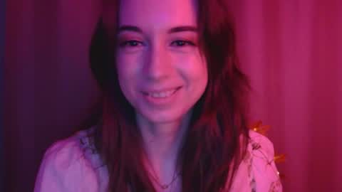 Una online show from November 8, 2025, 1:44 pm