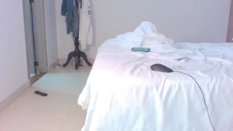 vergagolosa22 online show from January 9, 2025, 3:58 am