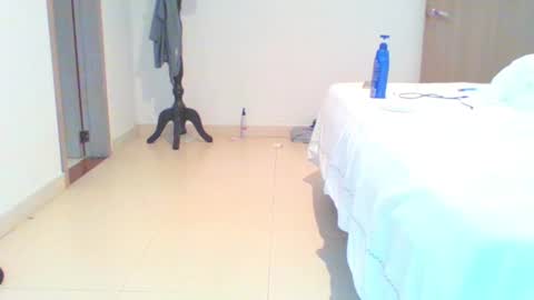 vergagolosa22 online show from January 11, 2025, 6:23 pm