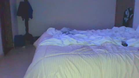 vergagolosa22 online show from February 19, 2025, 2:44 am